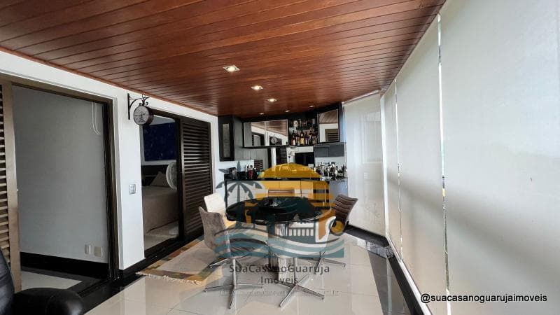 Apartamento à venda no bairro Sorocotuba em Guarujá/SP