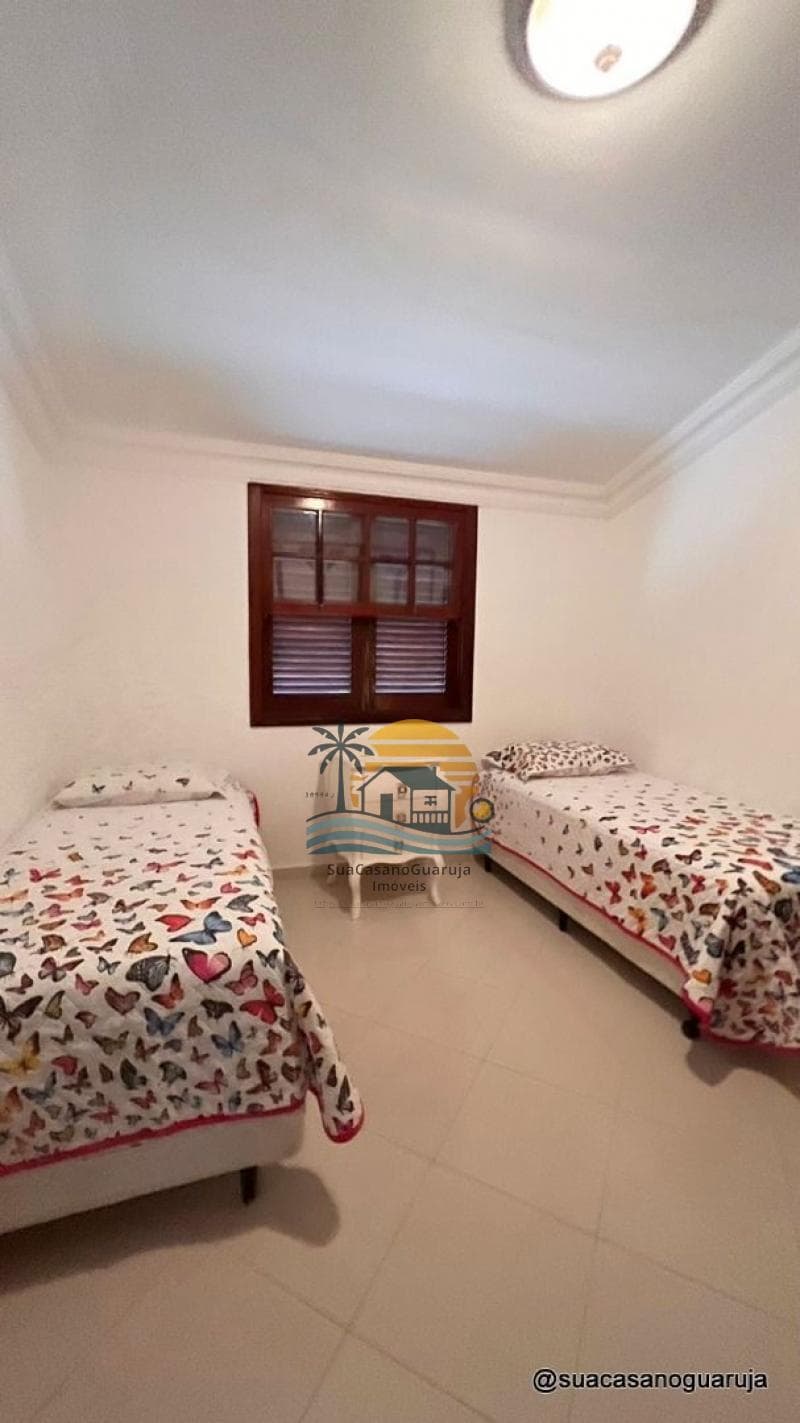 Casa à venda no bairro Acapulco em Guarujá/SP
