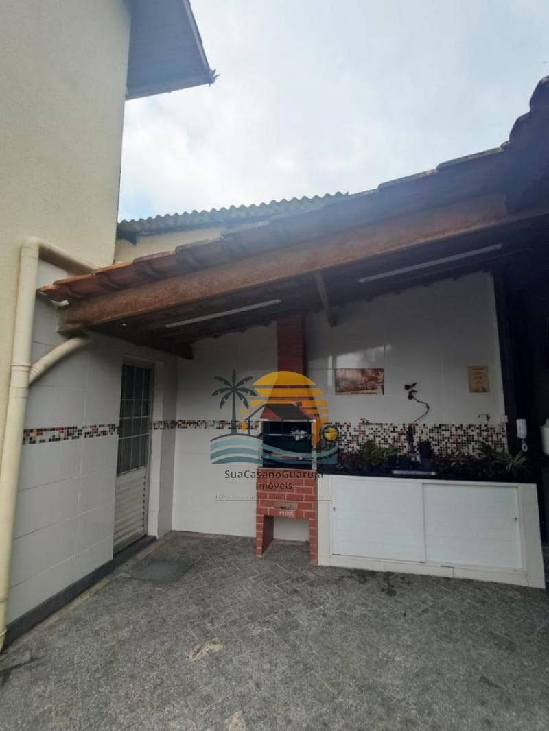 Casa à venda no bairro Jardim Las Palmas em Guarujá/SP