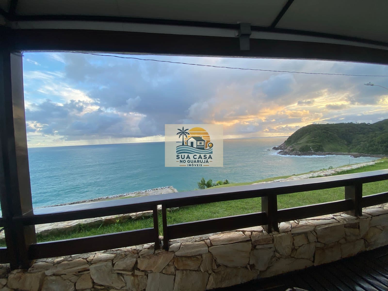 Apartamento à Venda no Penhasco Cinco Estrelas | Vista Mar | 3 Dormitórios | Praia da Enseada – Guarujá