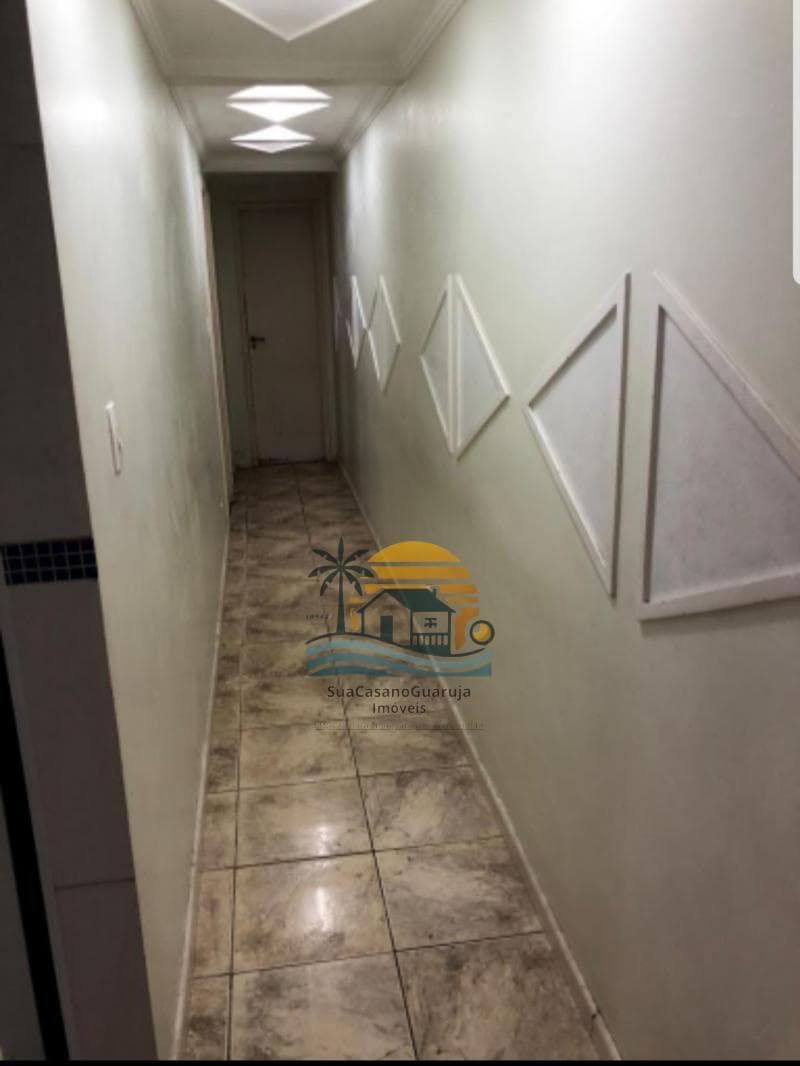 Apartamento à venda no bairro Vila Alzira em Guarujá/SP