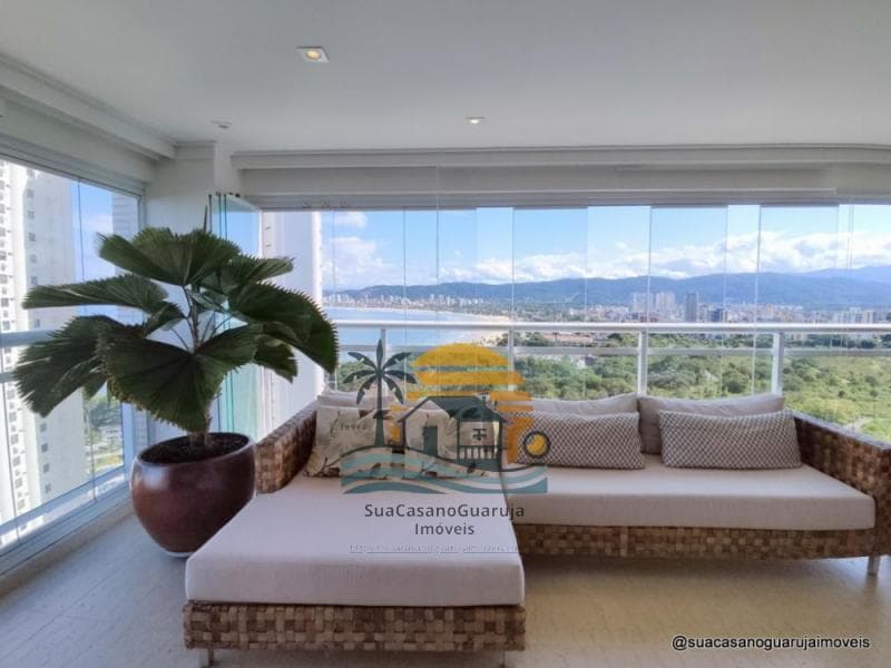 Apartamento à venda no bairro Parque Enseada em Guarujá/SP