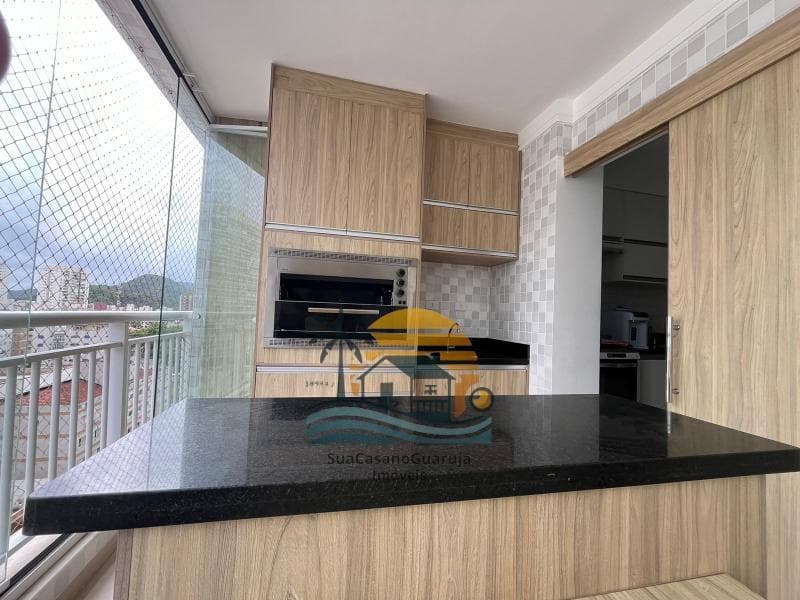 Apartamento à venda no bairro Vila Alzira em Guarujá/SP