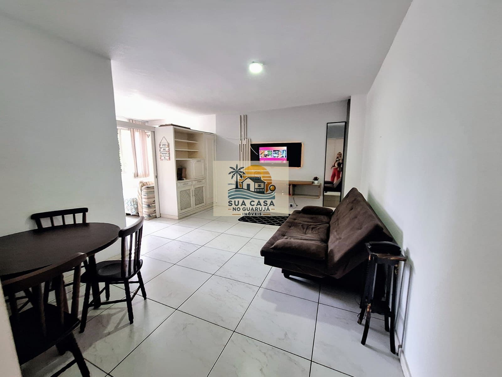 Apartamento à venda 1 domitorio 1 vaga na Praia das Pitangueiras Guaruja AP4931