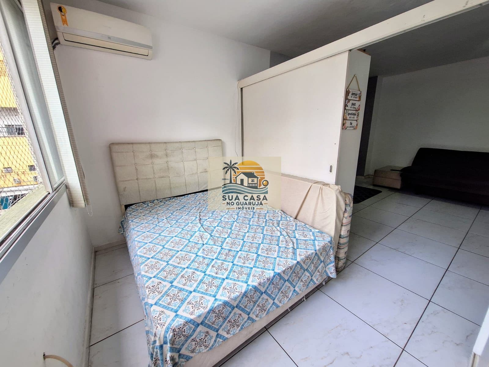 Apartamento à venda 1 domitorio 1 vaga na Praia das Pitangueiras Guaruja AP4931