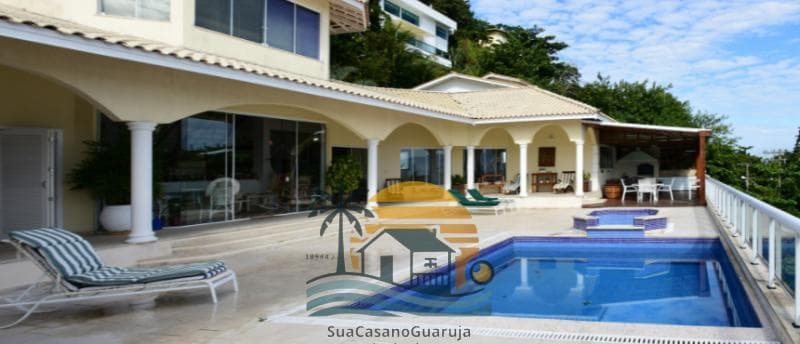 Casa à venda no bairro Loteamento João Batista Julião em Guarujá/SP