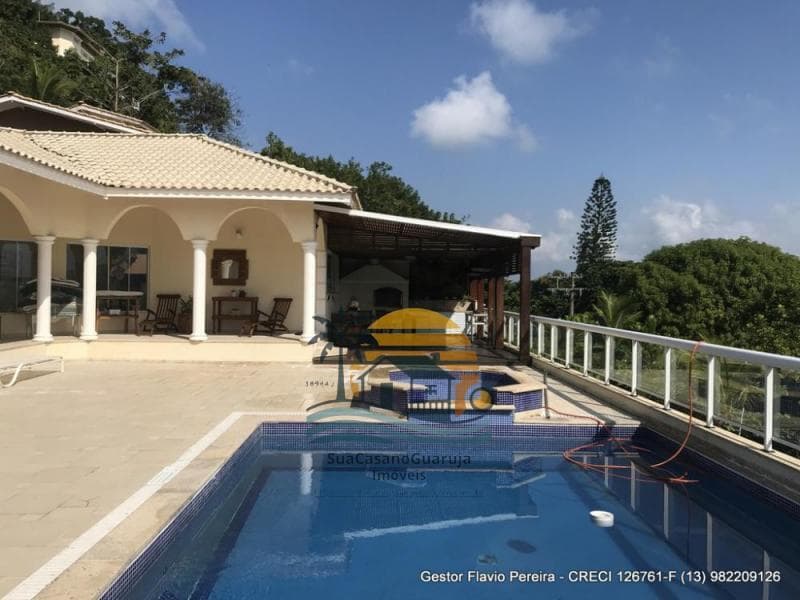 Casa à venda no bairro Loteamento João Batista Julião em Guarujá/SP