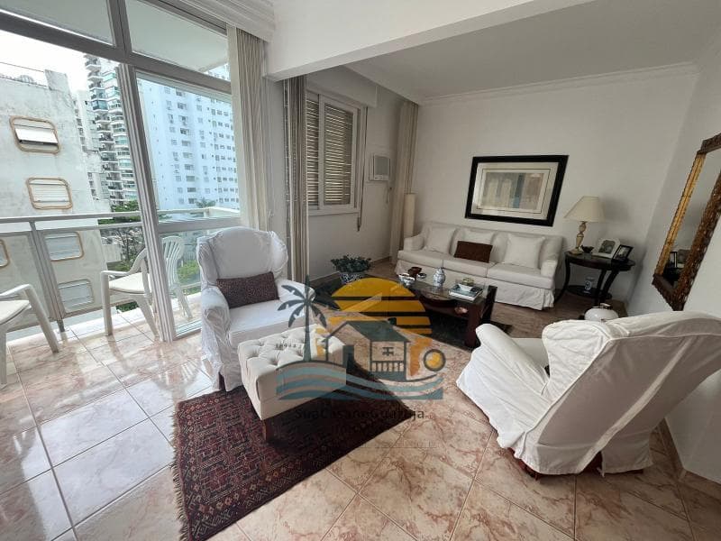Apartamento para alugar no bairro Pitangueiras em Guarujá/SP