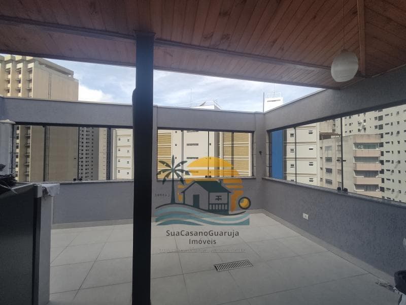 Apartamento à venda no bairro Vila Alzira em Guarujá/SP