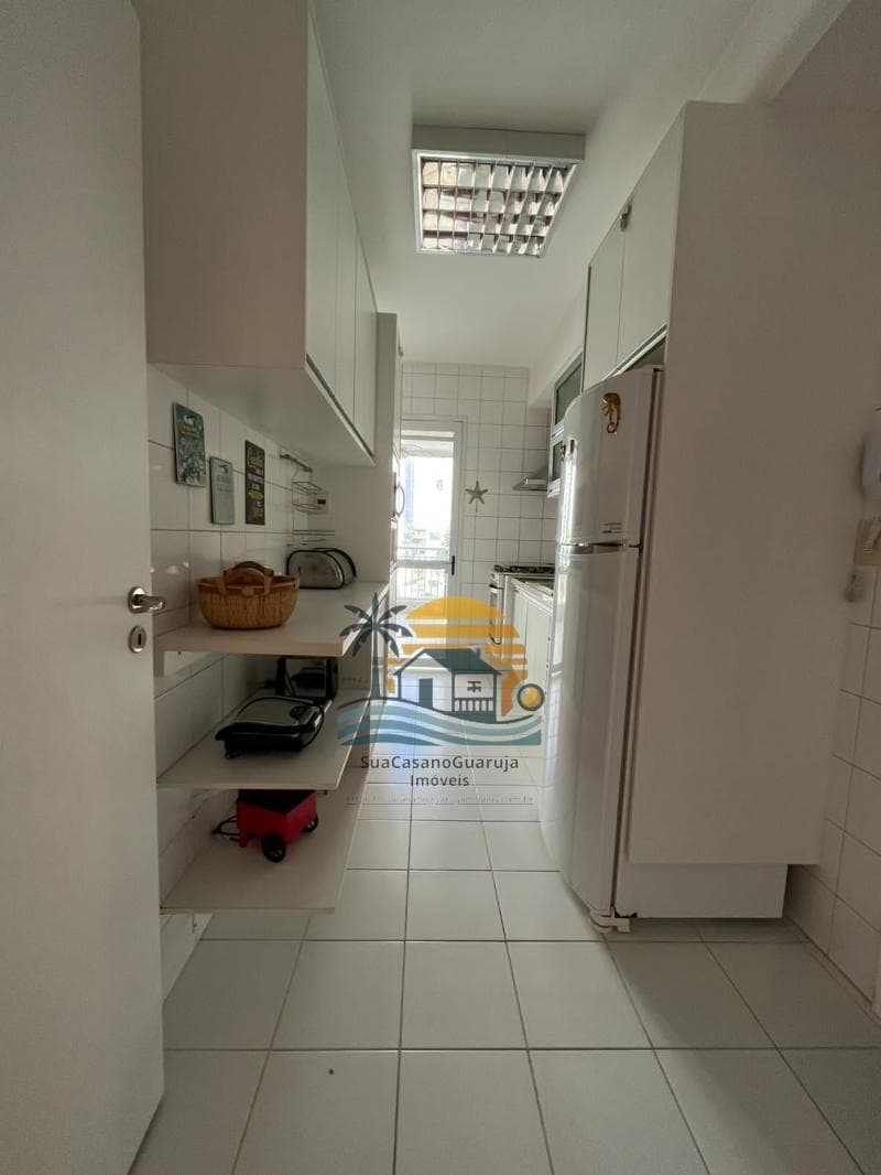 Apartamento à venda no bairro Vila Alzira em Guarujá/SP