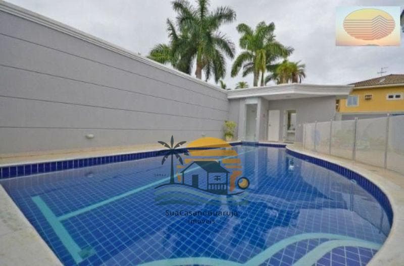 Casa à venda no bairro Acapulco em Guarujá/SP