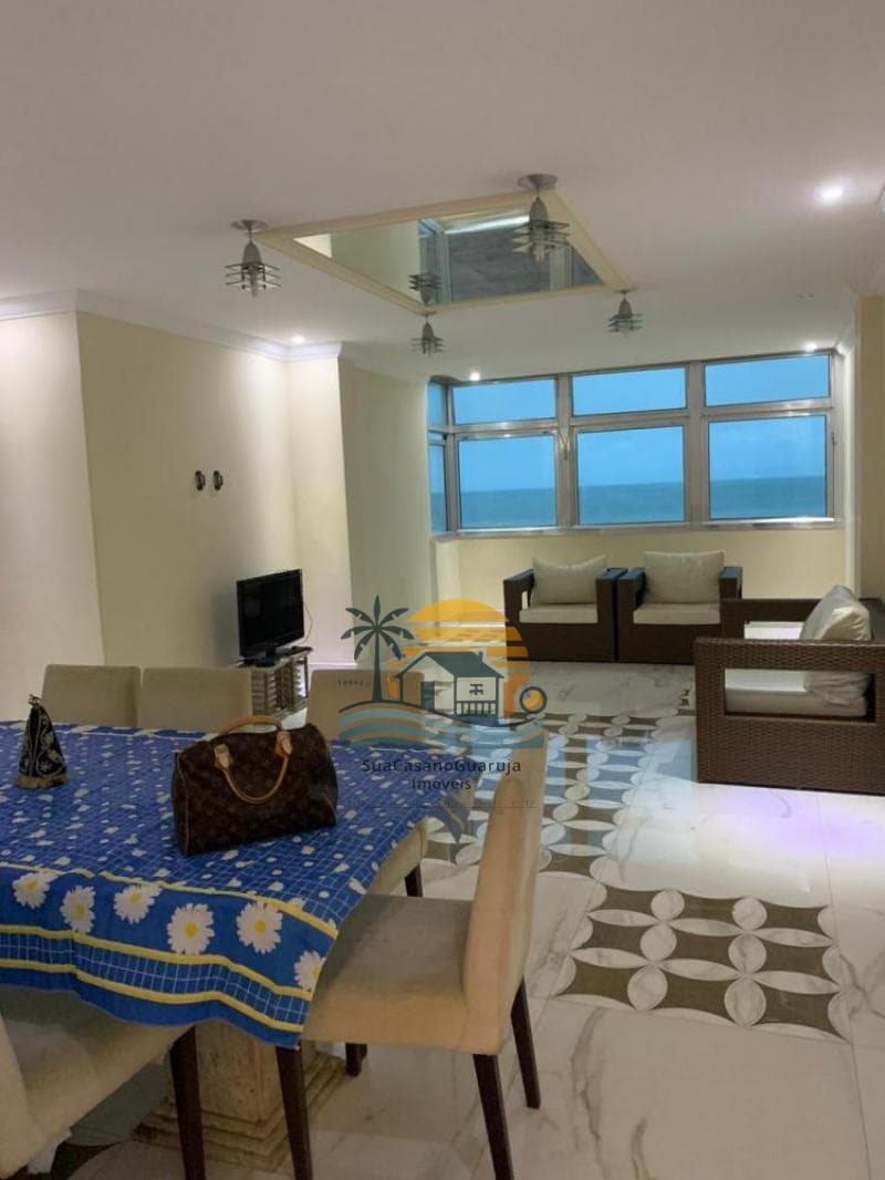 Apartamento à venda no bairro Pitangueiras em Guarujá/SP