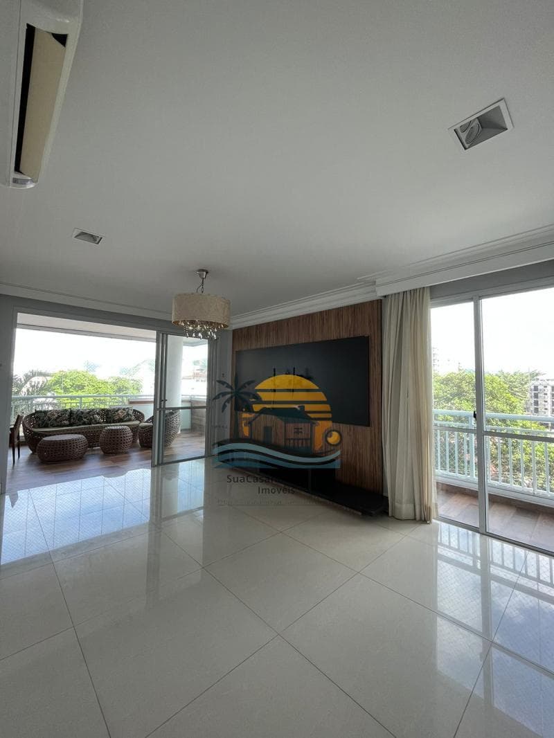 Apartamento à venda no bairro Vila Alzira em Guarujá/SP