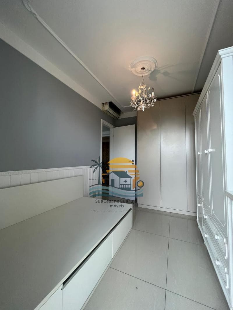 Apartamento à venda no bairro Vila Alzira em Guarujá/SP