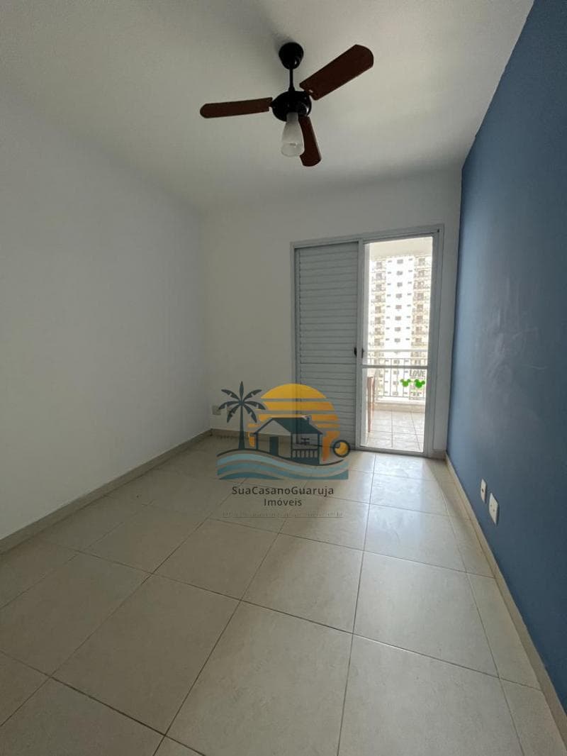 Apartamento à venda no bairro Vila Alzira em Guarujá/SP
