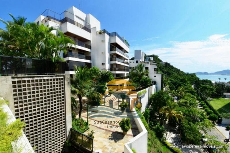 Apartamento à venda no bairro Parque Enseada em Guarujá/SP
