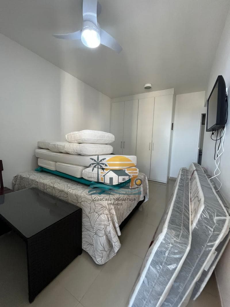 Apartamento à venda no bairro Vila Alzira em Guarujá/SP