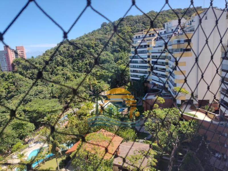 Apartamento à venda no bairro Morro Sorocotuba em Guarujá/SP