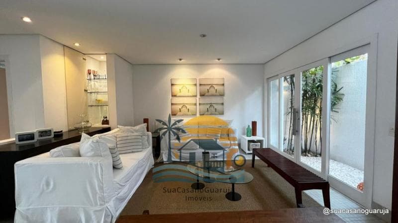 Casa à venda no bairro Loteamento João Batista Julião em Guarujá/SP