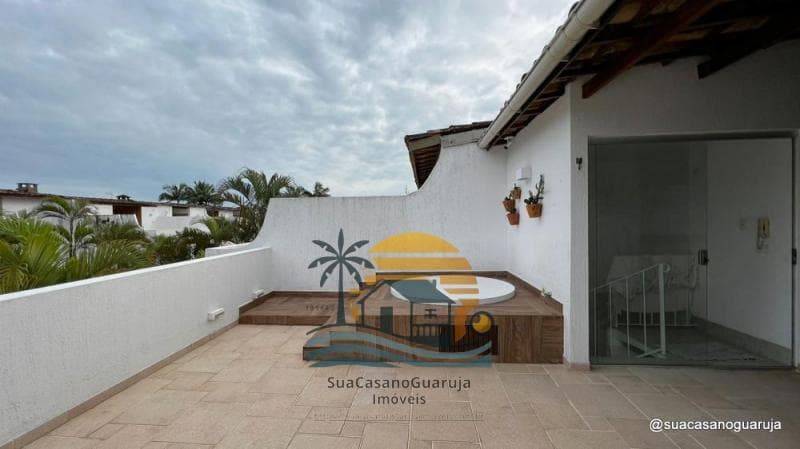 Casa à venda no bairro Loteamento João Batista Julião em Guarujá/SP