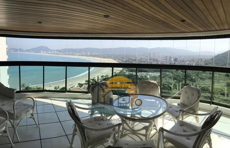 Apartamento à venda no bairro Parque Enseada em Guarujá/SP