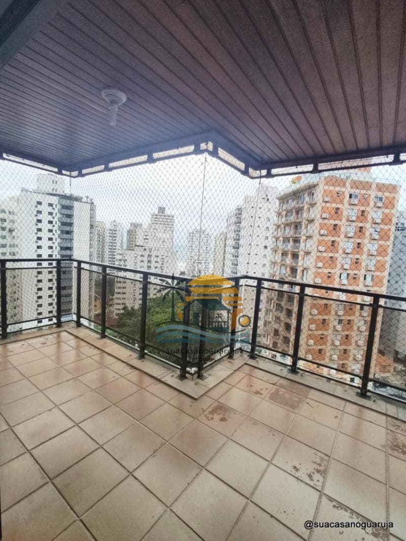Apartamento à venda no bairro Pitangueiras em Guarujá/SP
