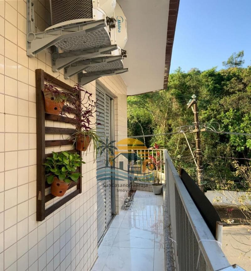 Apartamento à venda no bairro Jardim Las Palmas em Guarujá/SP