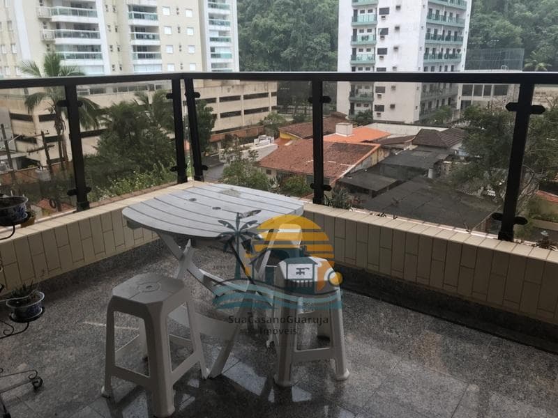 Apartamento à venda no bairro Pitangueiras em Guarujá/SP