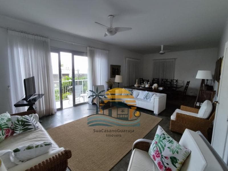 Apartamento à venda no bairro Pitangueiras em Guarujá/SP