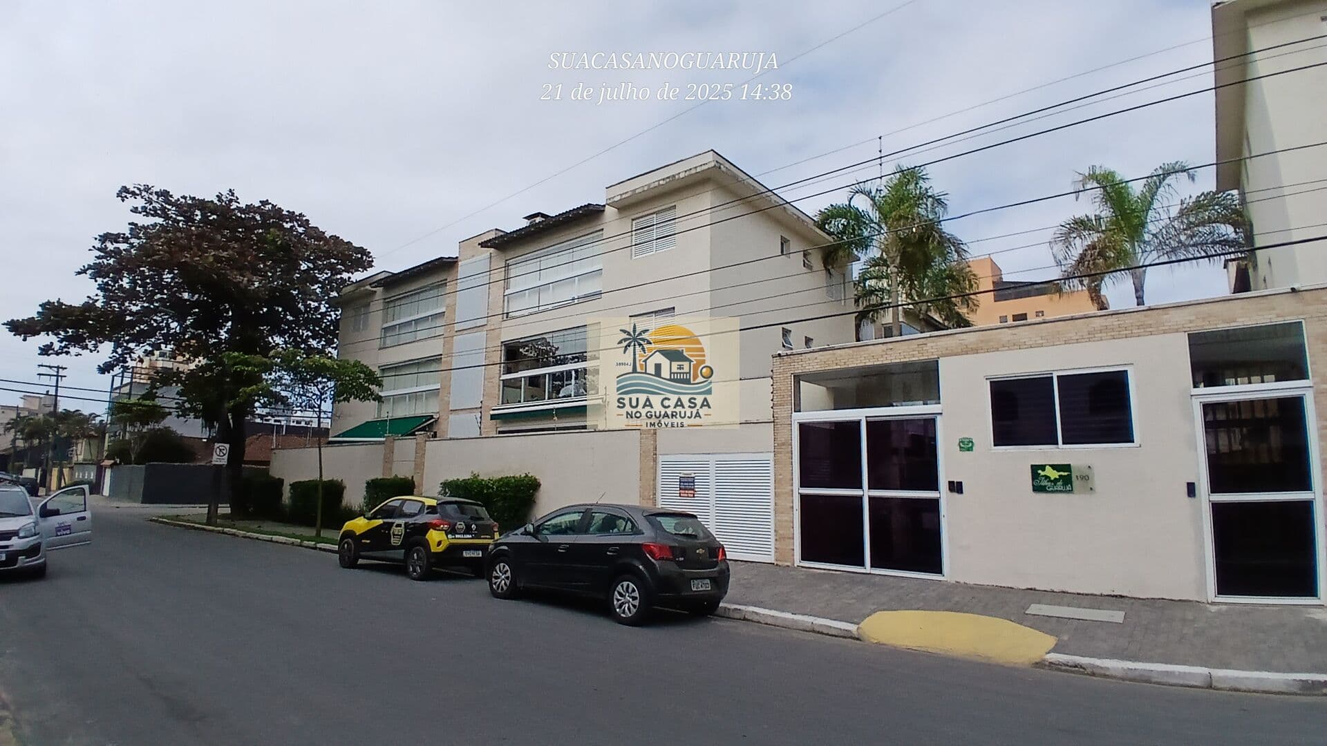 apartamento venda 2 dormitorios 1 suite 2 vagas sacada gourmet enseada guaruja AP201E