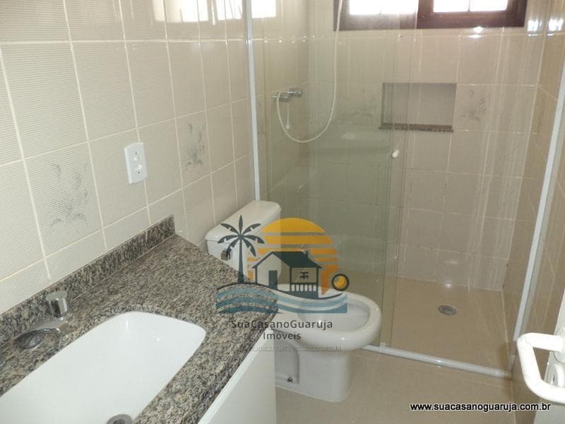 Apartamento à venda no bairro Parque Enseada em Guarujá/SP