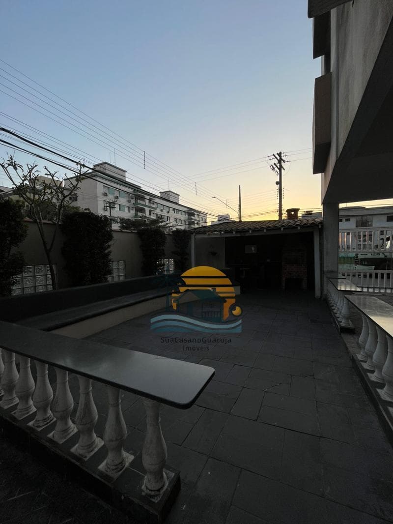 Apartamento à venda no bairro Jardim Las Palmas em Guarujá/SP