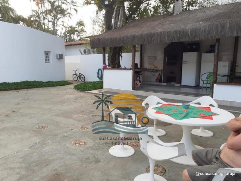 Casa à venda no bairro Jardim Acapulco em Guarujá/SP