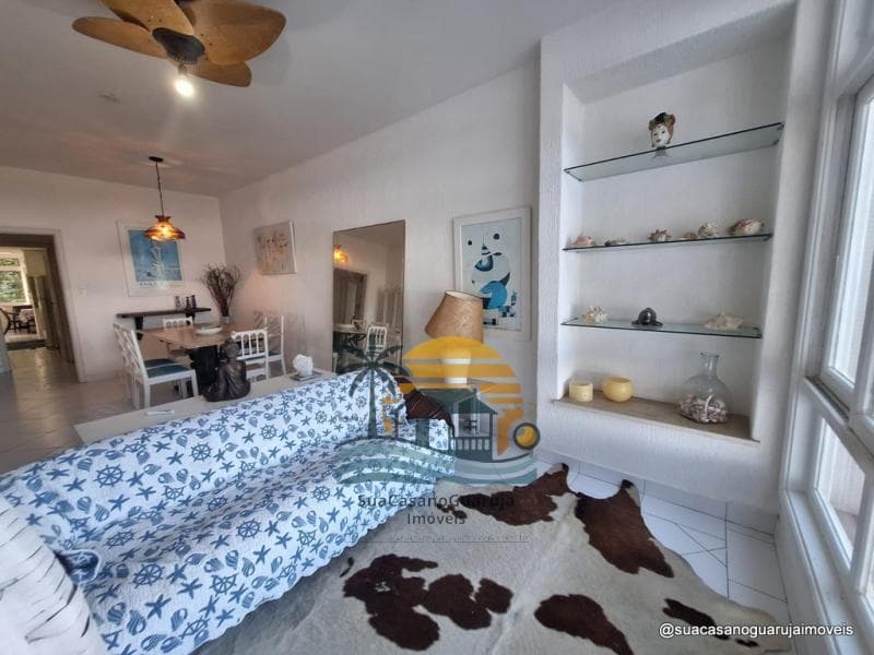 Apartamento à venda no bairro Vila Alzira em Guarujá/SP