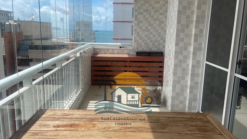 Apartamento à venda no bairro Vila Alzira em Guarujá/SP