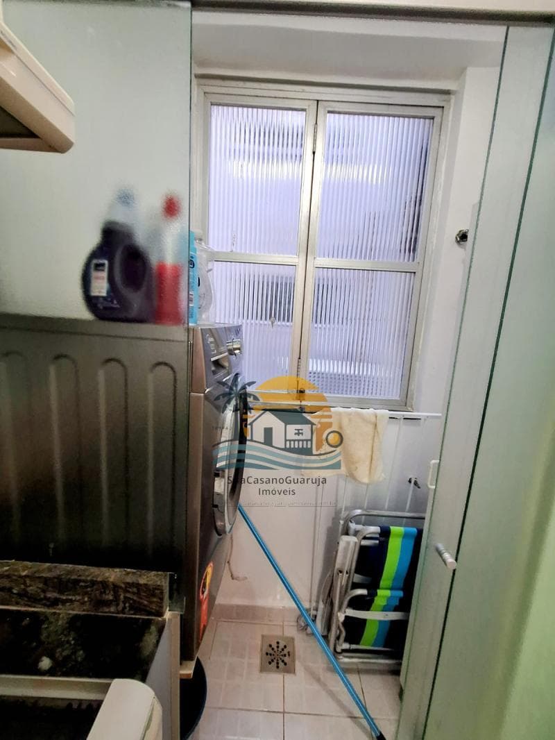 Apartamento à venda no bairro Vila Alzira em Guarujá/SP