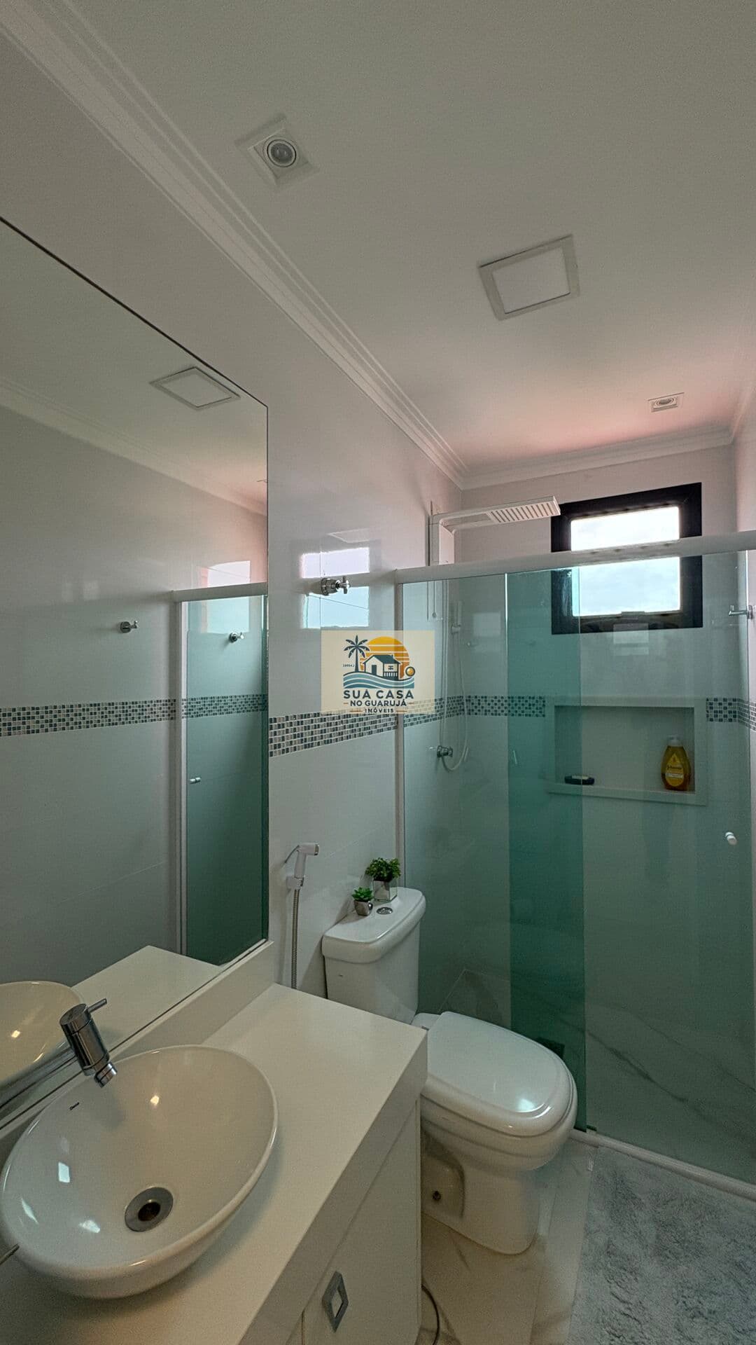 Cobertura Duplex Mobiliada à Venda na Praia da Enseada – Tortuga | Guarujá | 200m² com Vista Mar