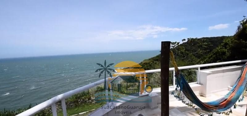 Casa à venda no bairro Loteamento João Batista Julião em Guarujá/SP