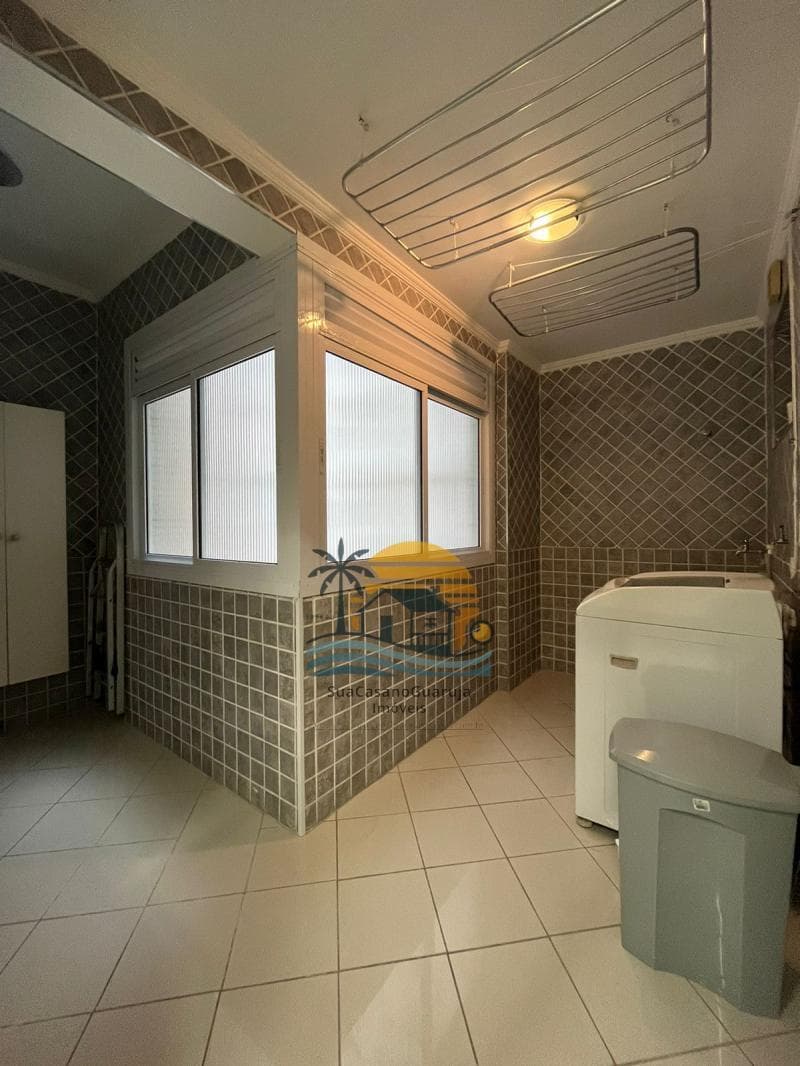 Apartamento à venda no bairro Vila Luis Antônio em Guarujá/SP