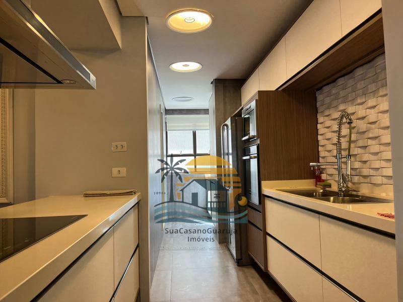 Apartamento para alugar no bairro Pitangueiras em Guarujá/SP