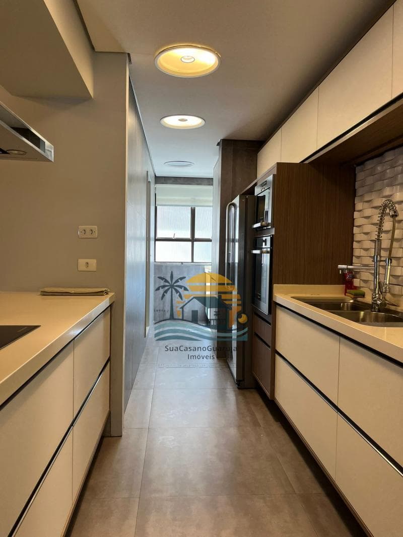 Apartamento para alugar no bairro Pitangueiras em Guarujá/SP