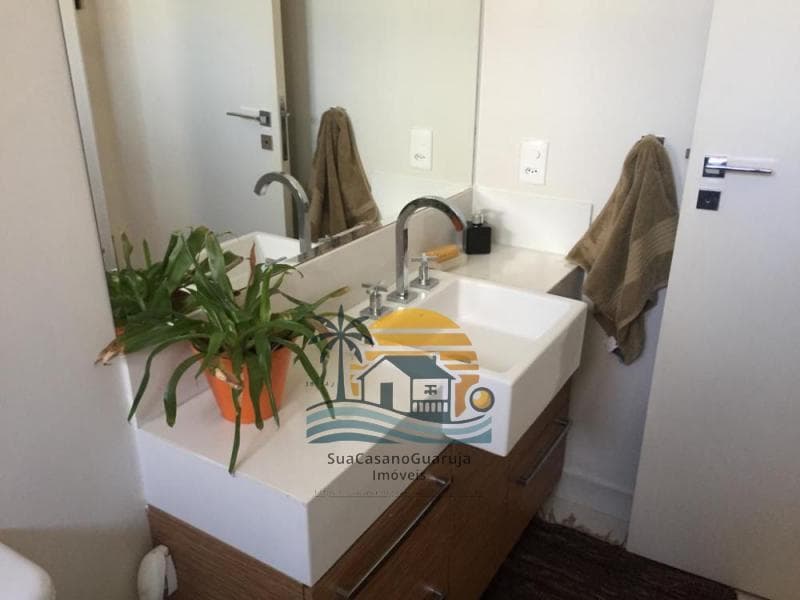 Apartamento à venda no bairro Pitangueiras em Guarujá/SP