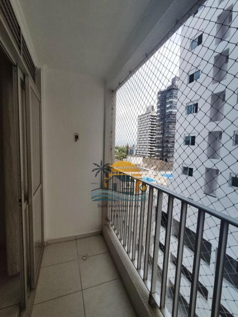 Apartamento à venda no bairro Vila Alzira em Guarujá/SP