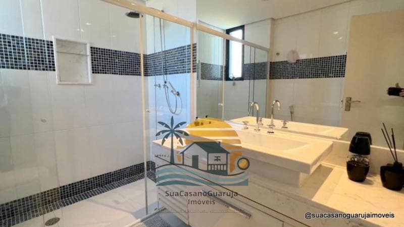 Apartamento à venda no bairro Sorocotuba em Guarujá/SP