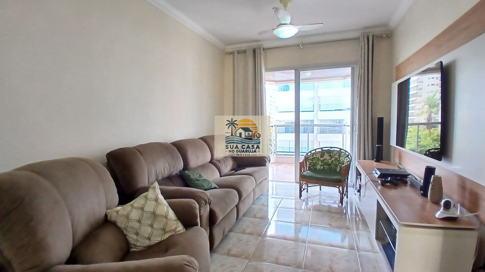 apartamento locação anual 2 dormitorios 1 suite 1 vaga lazer enseada guaruja