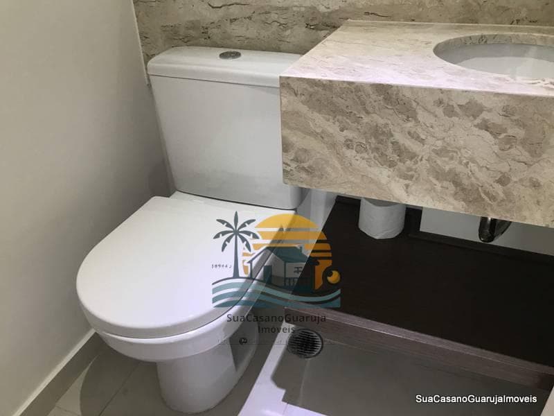 Apartamento à venda no bairro Parque Enseada em Guarujá/SP