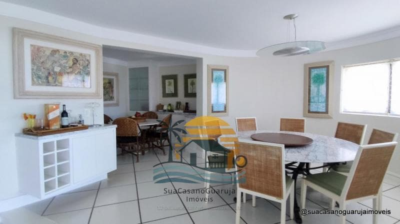 Apartamento à venda no bairro Parque Enseada em Guarujá/SP