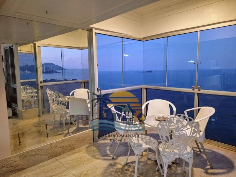Apartamento à venda no bairro Pitangueiras em Guarujá/SP