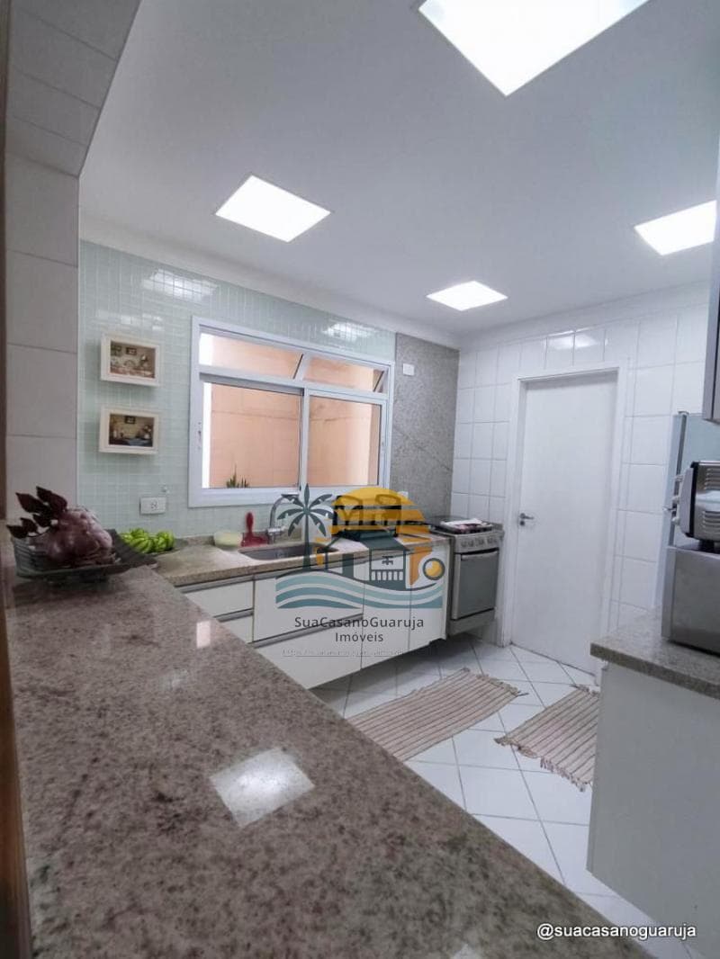Apartamento à venda no bairro Praia Das Asturias Frente Mar em Guarujá/SP