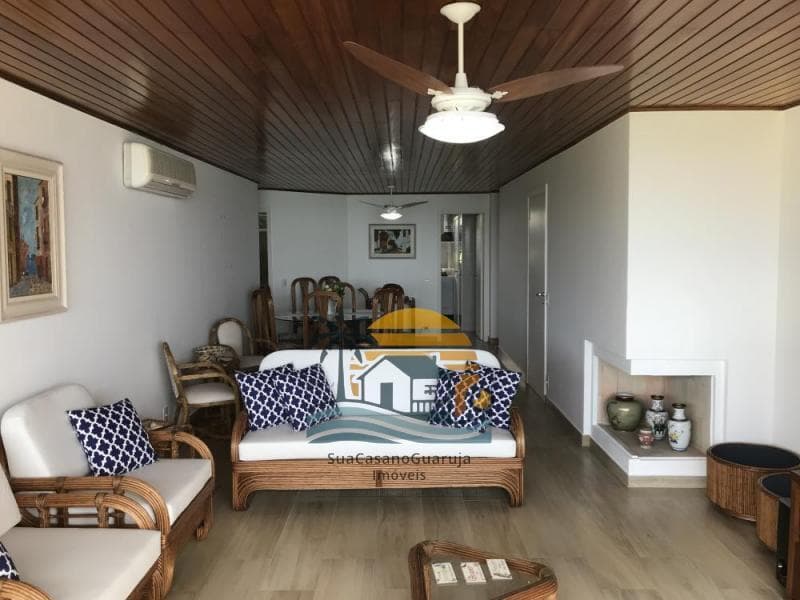 Apartamento à venda no bairro Morro Sorocotuba em Guarujá/SP